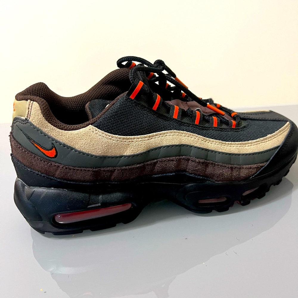 Nike air max. Size 8
